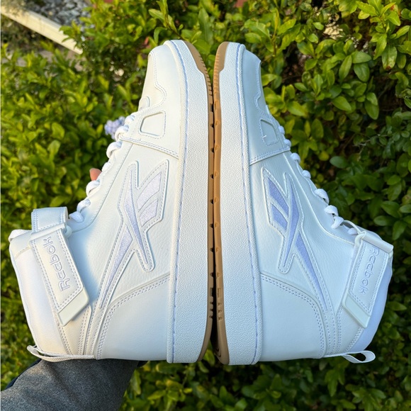 Reebok Shoes Nwt Reebok Resonator Mid Basketball Sneakers Mens Size